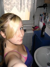 Asian Teen Hottie Felicia